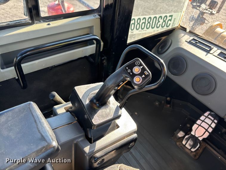 image for item YA3978 2016 Caterpillar 988K wheel loader
