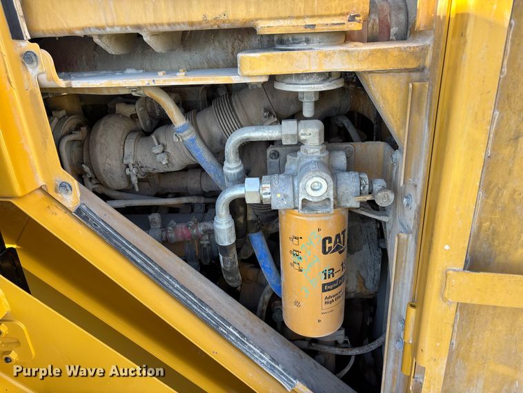 image for item YA3978 2016 Caterpillar 988K wheel loader