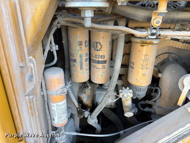 image for item YA3978 2016 Caterpillar 988K wheel loader
