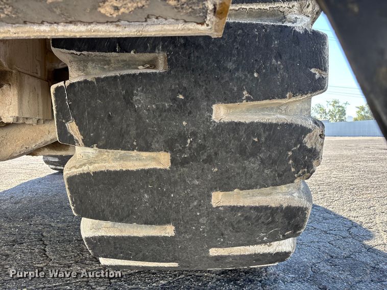 image for item YA3978 2016 Caterpillar 988K wheel loader