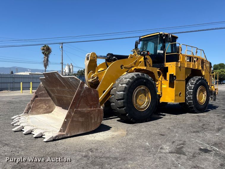 image for item YA3979 2015 Caterpillar 988K wheel loader