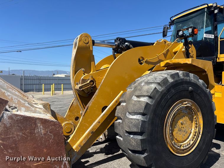 image for item YA3979 2015 Caterpillar 988K wheel loader