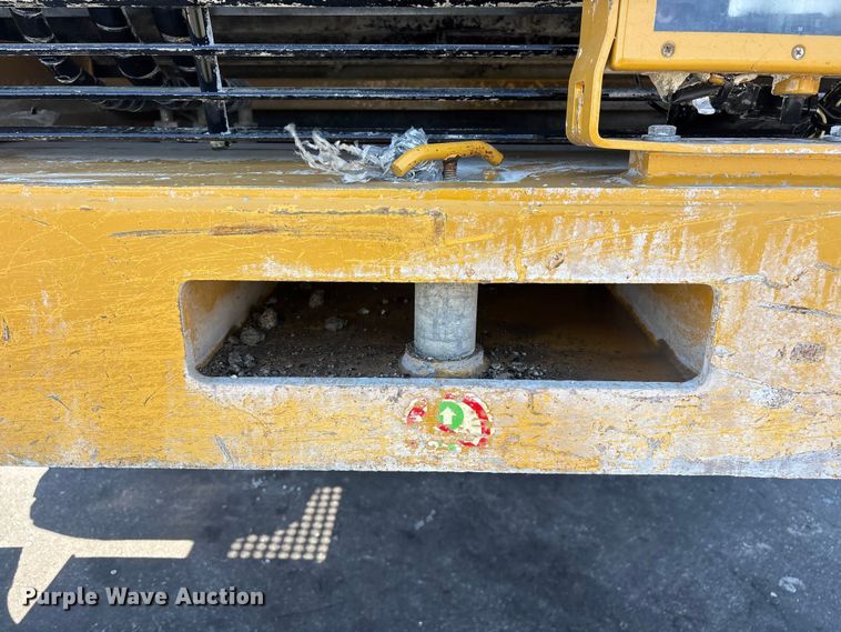 image for item YA3979 2015 Caterpillar 988K wheel loader