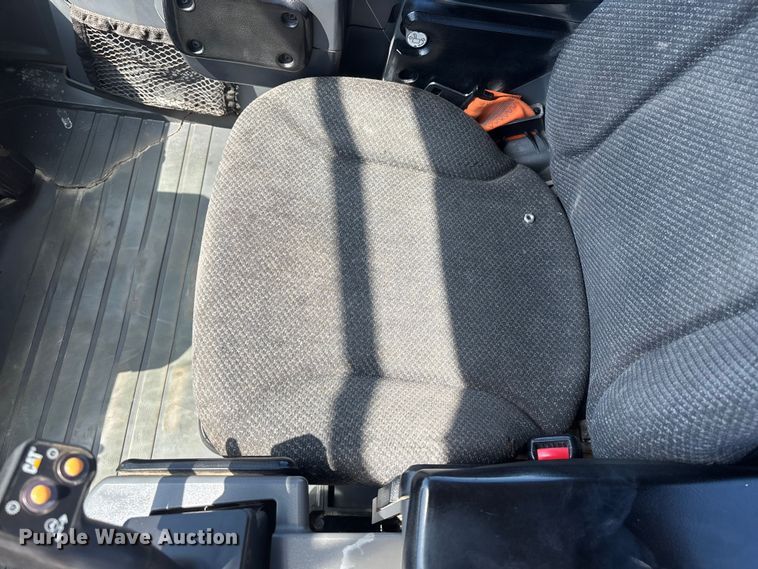 image for item YA3979 2015 Caterpillar 988K wheel loader