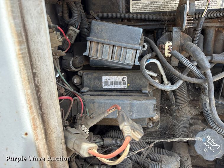image for item YA4004 2017 Bandit 200 wood chipper