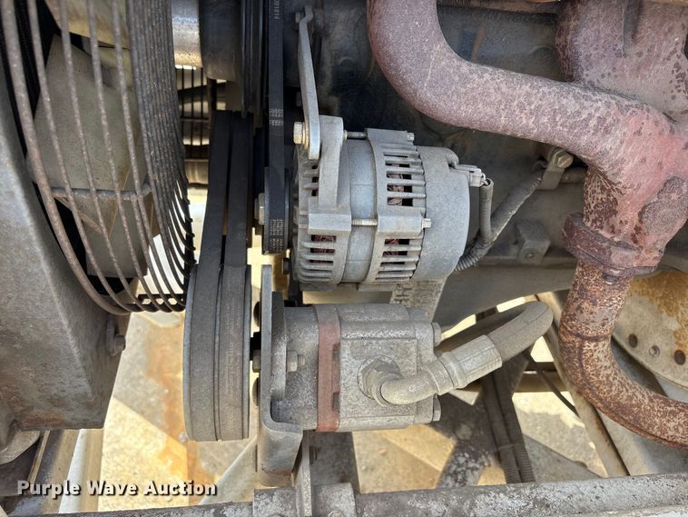image for item YA4004 2017 Bandit 200 wood chipper