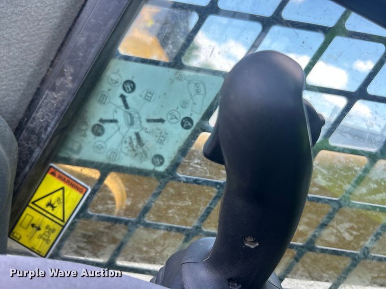 image for item YA4030 2019 Caterpillar 299D3 XE tracked skid steer loader
