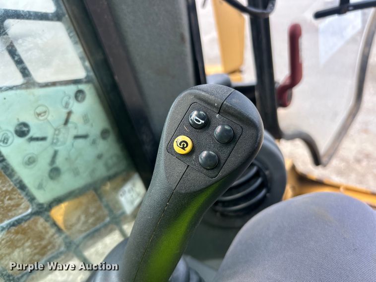 image for item YA4030 2019 Caterpillar 299D3 XE tracked skid steer loader
