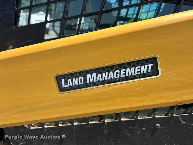 image for item YA4032 2021 Caterpillar 299D3 XE  tracked skid steer loader