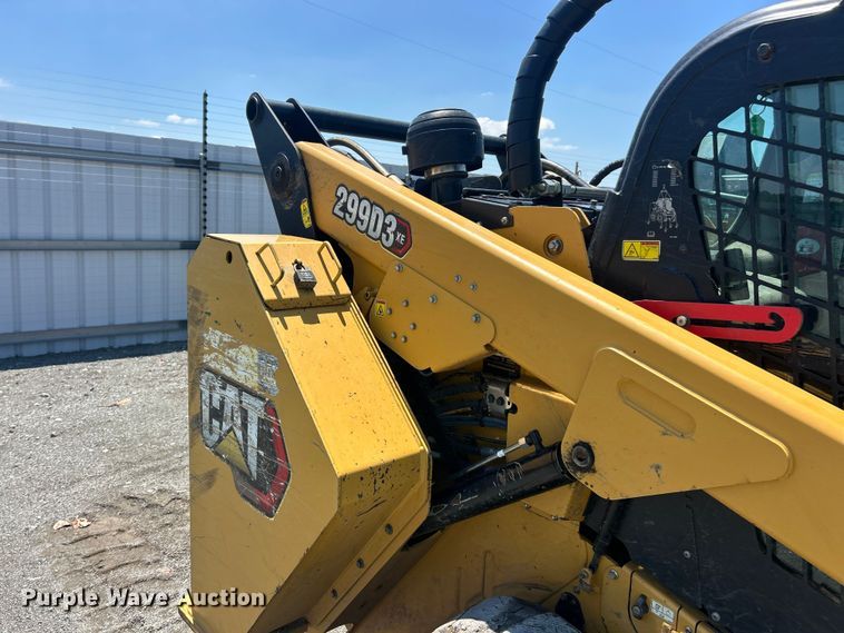 image for item YA4032 2021 Caterpillar 299D3 XE  tracked skid steer loader