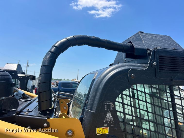 image for item YA4032 2021 Caterpillar 299D3 XE  tracked skid steer loader