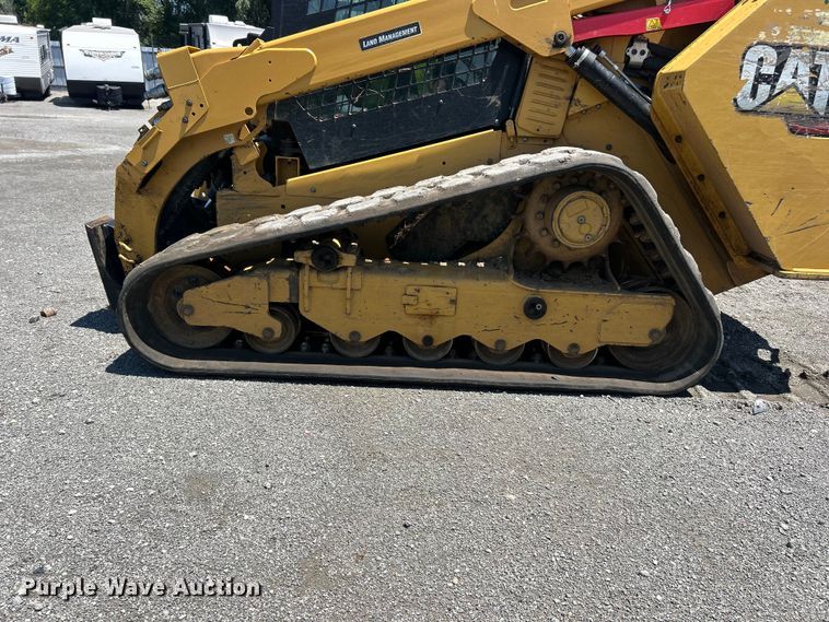 image for item YA4032 2021 Caterpillar 299D3 XE  tracked skid steer loader