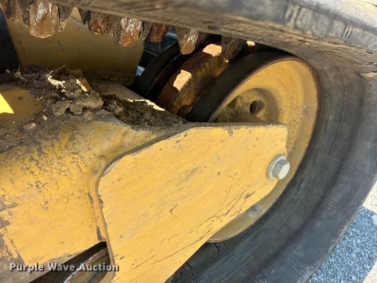 image for item YA4032 2021 Caterpillar 299D3 XE  tracked skid steer loader