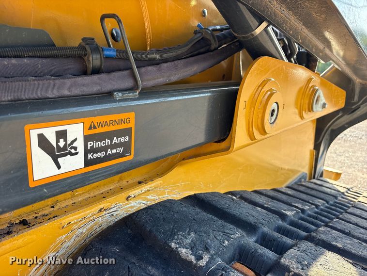 image for item YA4084 2024 John Deere 331G tracked skid steer loader
