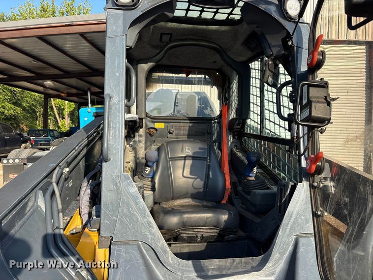 image for item YA4084 2024 John Deere 331G tracked skid steer loader