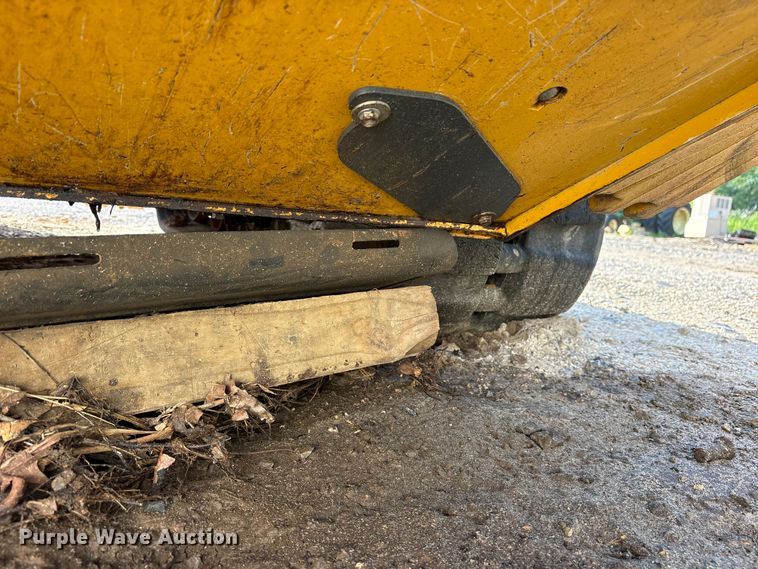 image for item YA4084 2024 John Deere 331G tracked skid steer loader