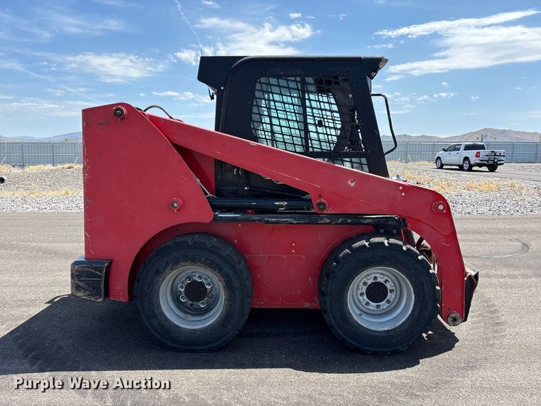 image for item YA4122 2022 Manitou 2600R skid steer loader