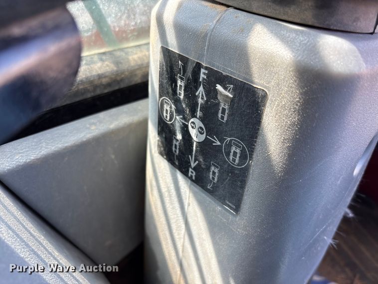 image for item YA4122 2022 Manitou 2600R skid steer loader
