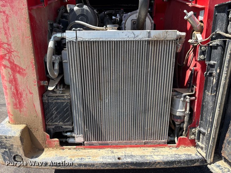 image for item YA4122 2022 Manitou 2600R skid steer loader
