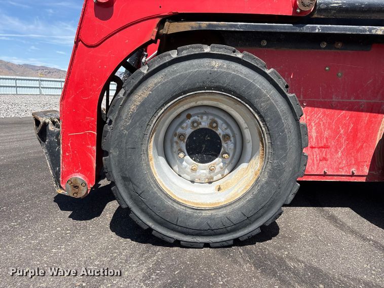 image for item YA4122 2022 Manitou 2600R skid steer loader
