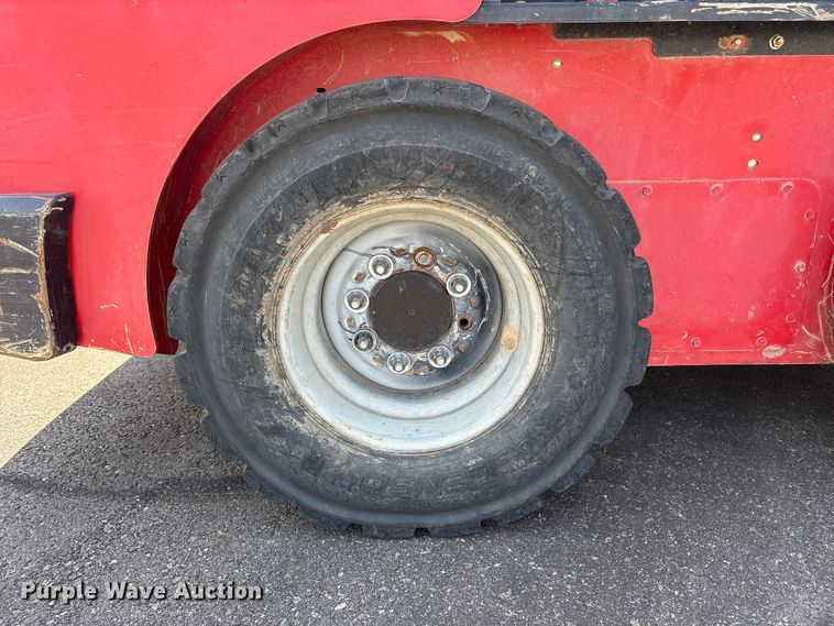 image for item YA4122 2022 Manitou 2600R skid steer loader