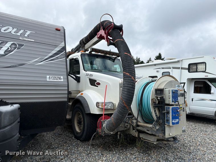 image for item YA4158 2016 Peterbilt 567 sewer jetter truck