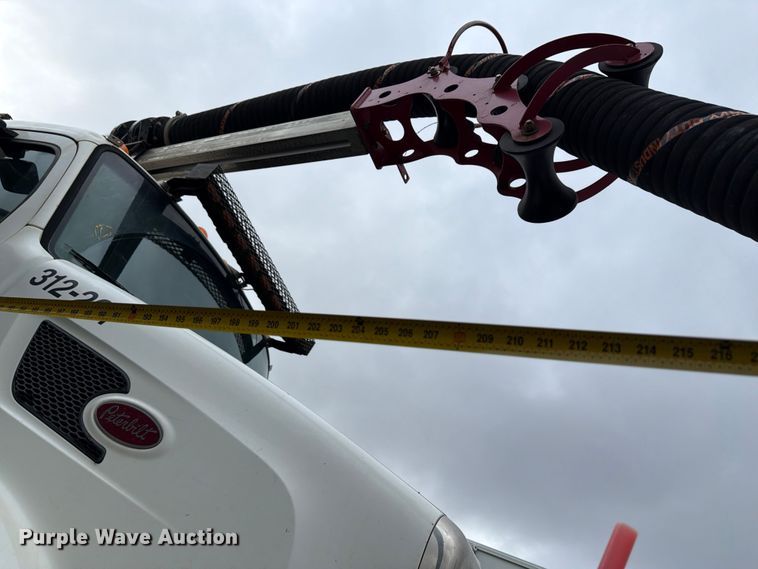 image for item YA4158 2016 Peterbilt 567 sewer jetter truck