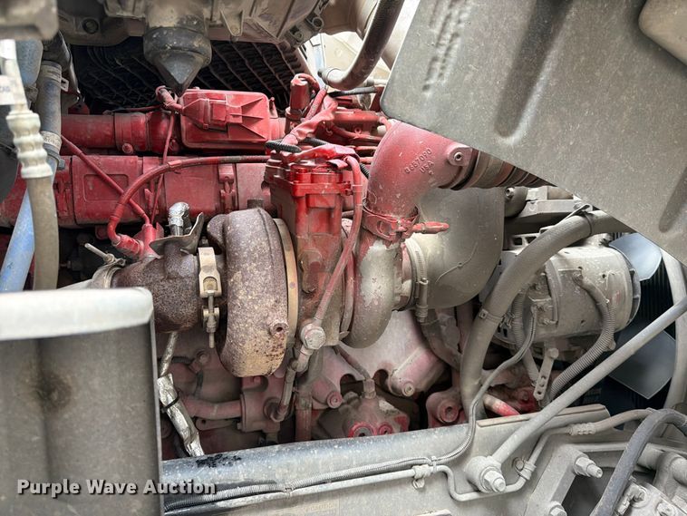image for item YA4158 2016 Peterbilt 567 sewer jetter truck