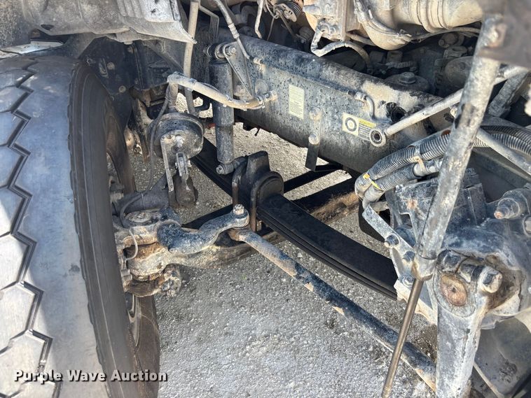 image for item YA4221 2017 Kenworth T880 dump truck