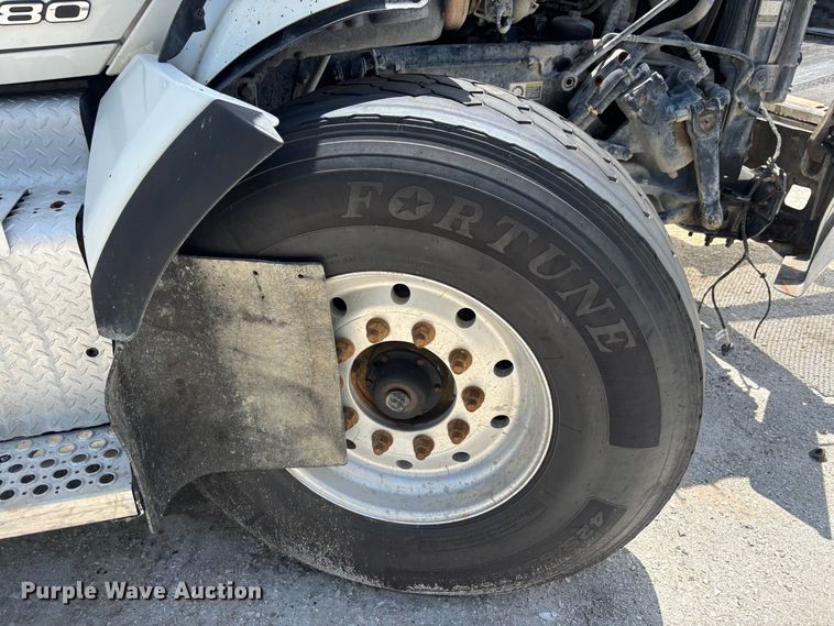 image for item YA4221 2017 Kenworth T880 dump truck
