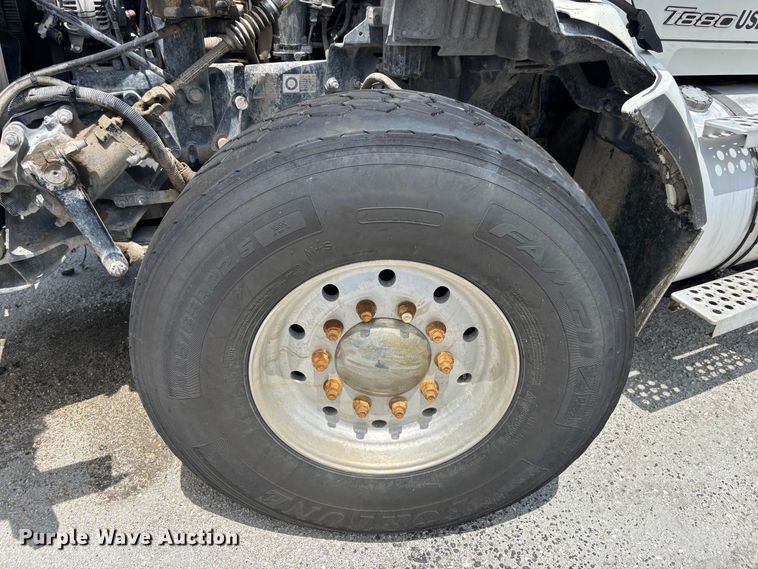 image for item YA4221 2017 Kenworth T880 dump truck