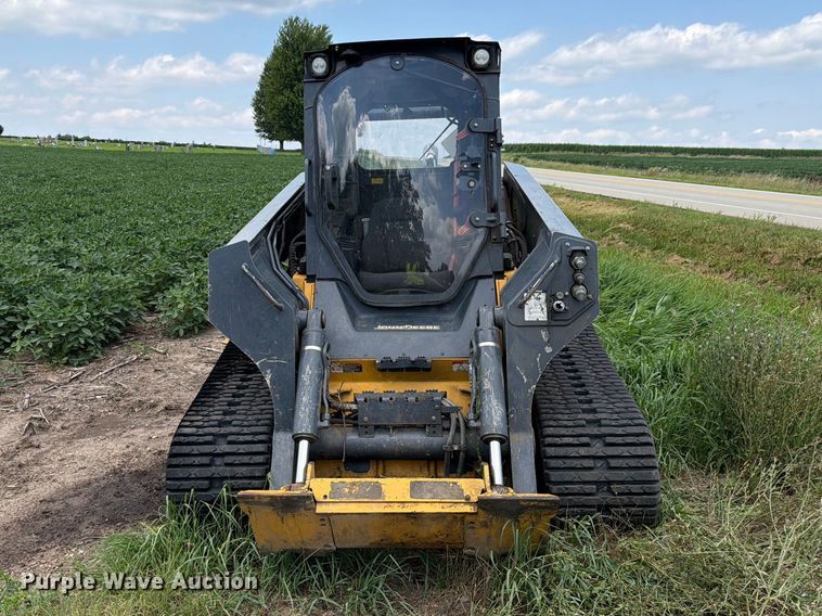 image for item YA4232 2021 John Deere 333G tracked skid steer loader