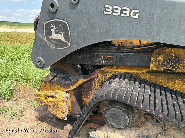 image for item YA4232 2021 John Deere 333G tracked skid steer loader