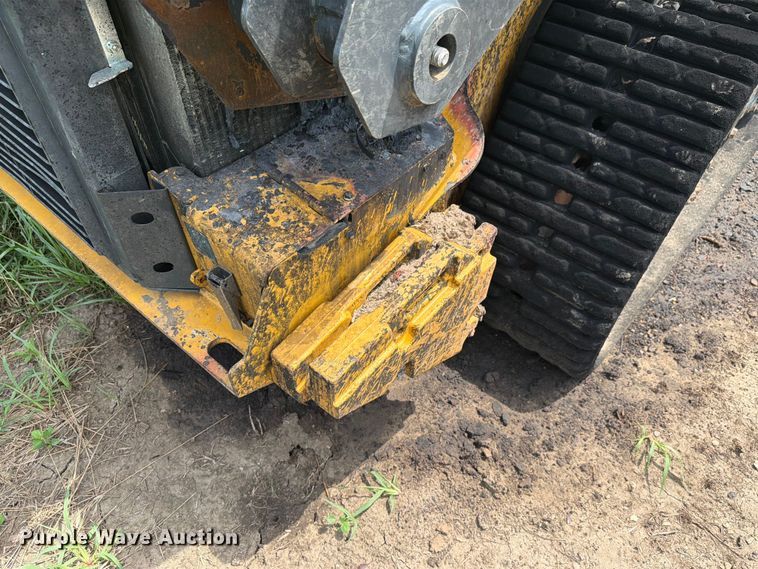 image for item YA4232 2021 John Deere 333G tracked skid steer loader