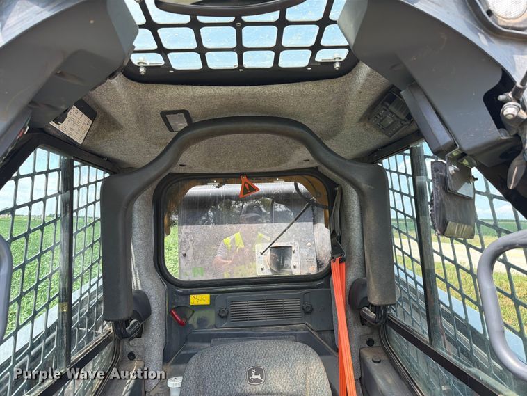 image for item YA4232 2021 John Deere 333G tracked skid steer loader