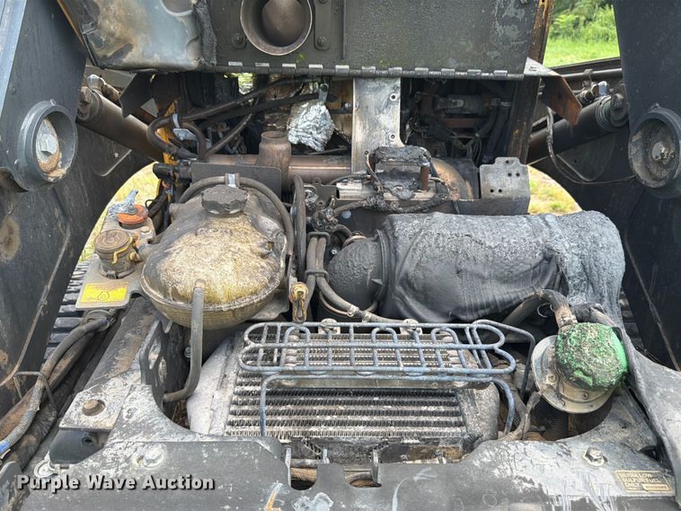 image for item YA4232 2021 John Deere 333G tracked skid steer loader