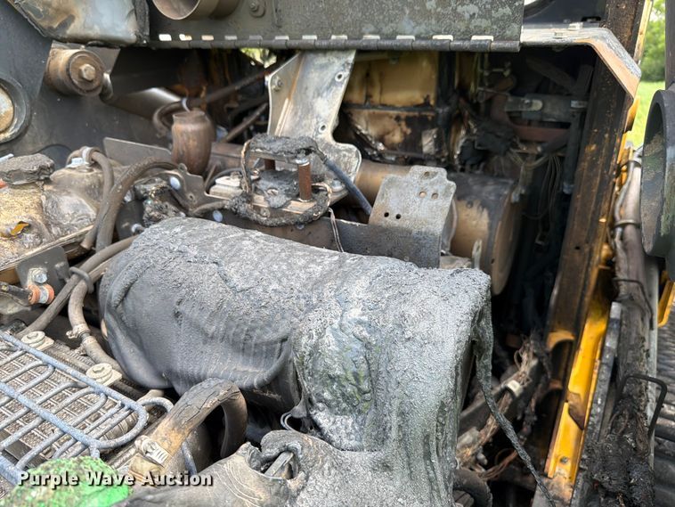image for item YA4232 2021 John Deere 333G tracked skid steer loader