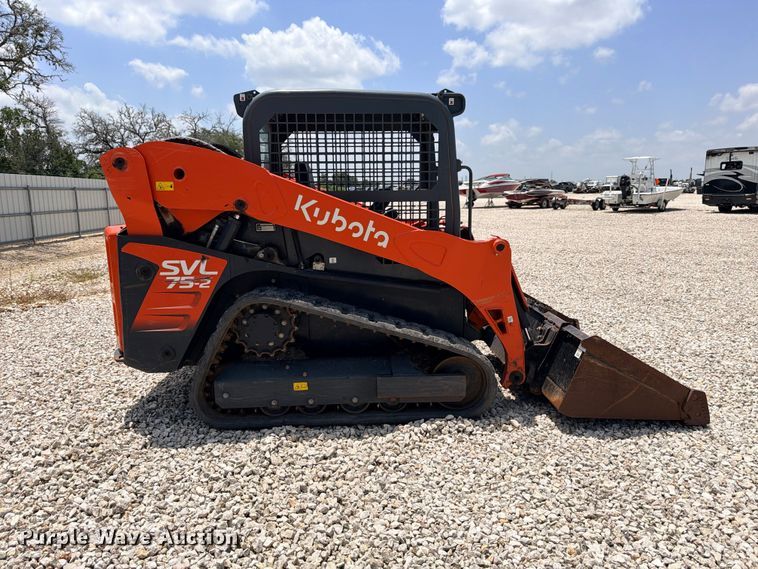 image for item YA4242 2022 Kubota SVL75-2 tracked skid steer loader
