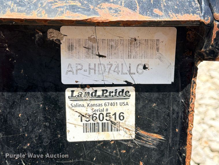 image for item YA4242 2022 Kubota SVL75-2 tracked skid steer loader