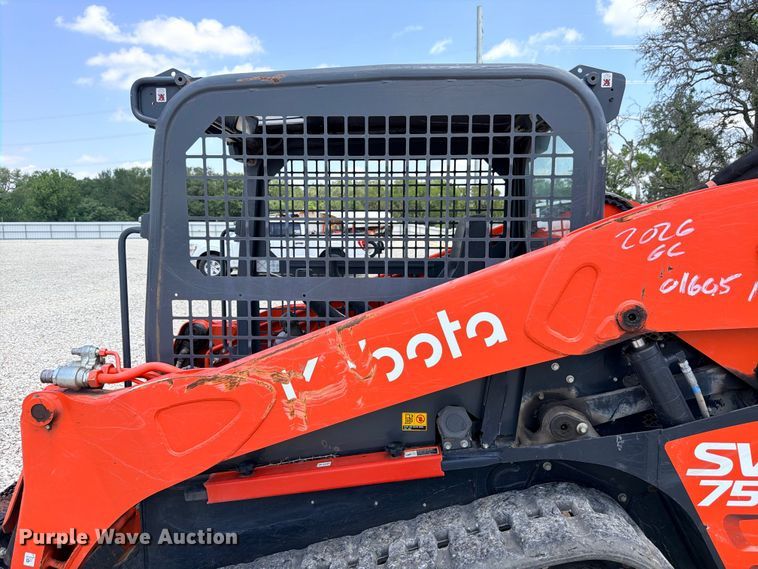 image for item YA4242 2022 Kubota SVL75-2 tracked skid steer loader