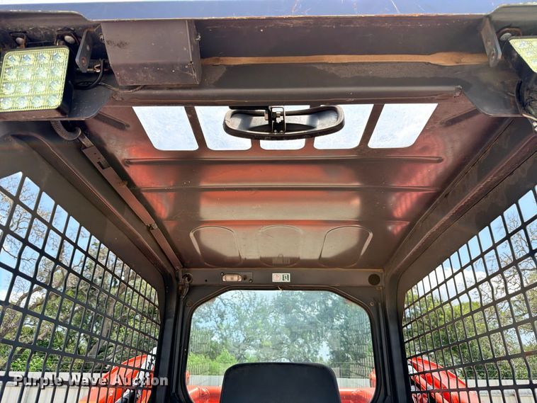 image for item YA4242 2022 Kubota SVL75-2 tracked skid steer loader