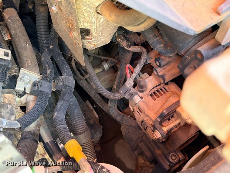 image for item YA4242 2022 Kubota SVL75-2 tracked skid steer loader