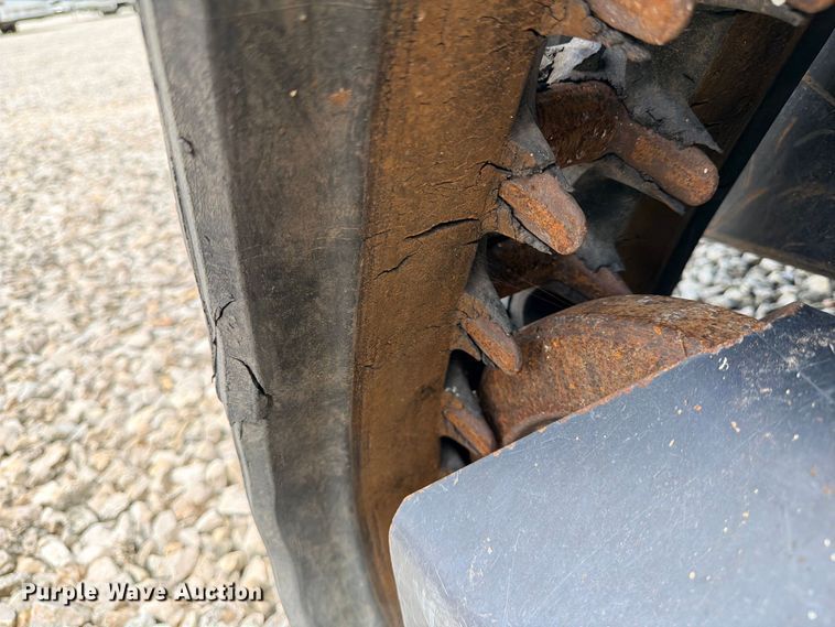image for item YA4242 2022 Kubota SVL75-2 tracked skid steer loader