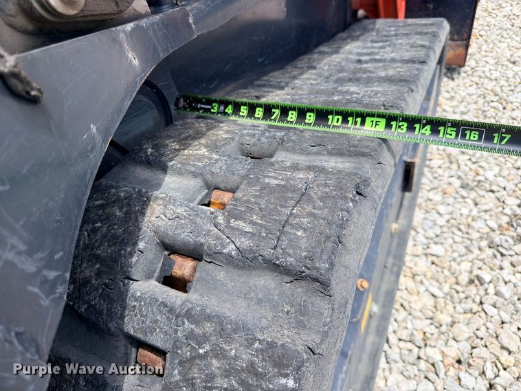 image for item YA4242 2022 Kubota SVL75-2 tracked skid steer loader