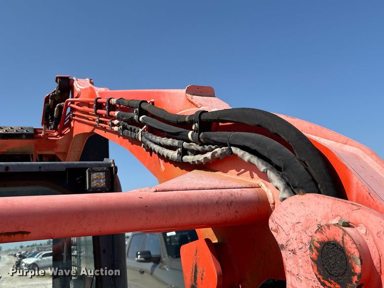 image for item YA4244 2017 Kubota SVL95-2S tracked skid steer loader