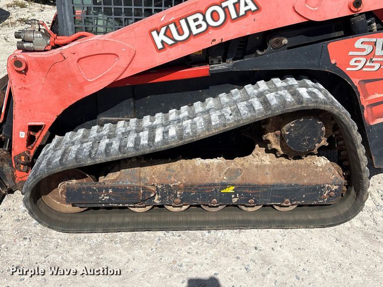 image for item YA4244 2017 Kubota SVL95-2S tracked skid steer loader