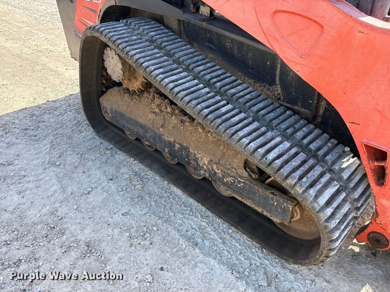 image for item YA4244 2017 Kubota SVL95-2S tracked skid steer loader