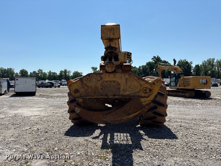 image for item YA6154 2015 TigerCat 630E skidder