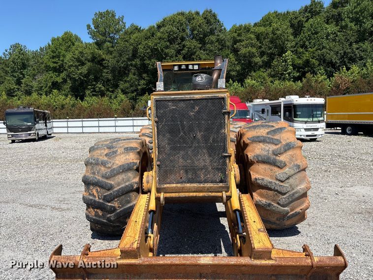 image for item YA6154 2015 TigerCat 630E skidder