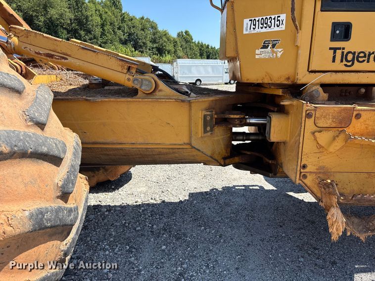 image for item YA6154 2015 TigerCat 630E skidder